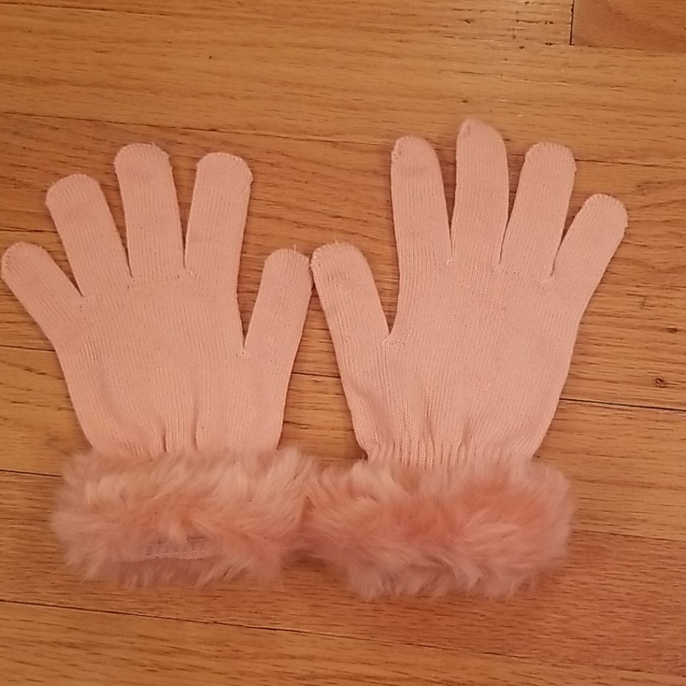 Pink Winter Gloves